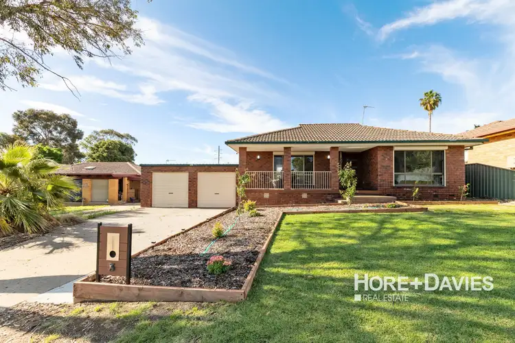 3 Finch Place, Mount Austin NSW 2650