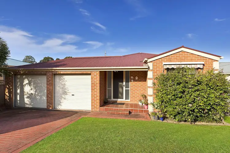 Main view of Homely house listing, 7 Woodbridge Crescent, Lake Munmorah NSW 2259
