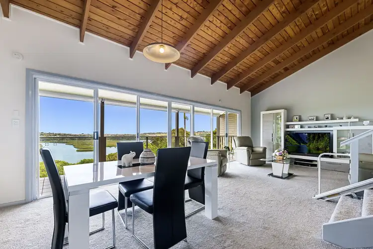 15 Karingal Avenue, Bilambil Heights NSW 2486