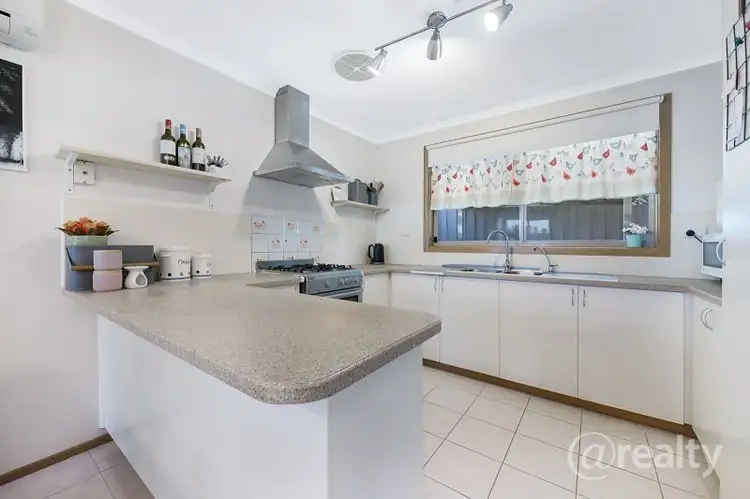 Fourth view of Homely unit listing, 2/16 Temby Close, Endeavour Hills VIC 3802