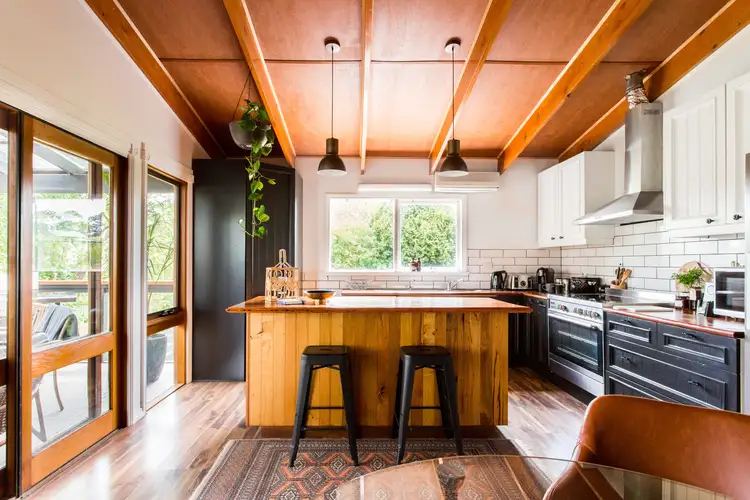 32 Grant Street, Forrest VIC 3236