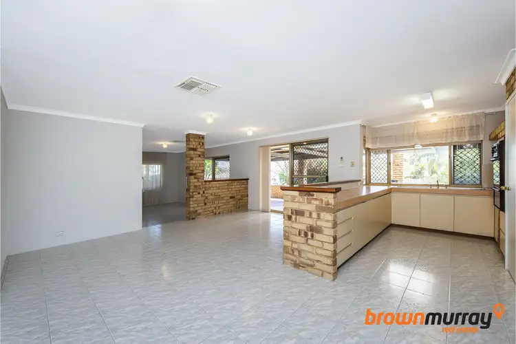19 Explorer Drive, Thornlie WA 6108