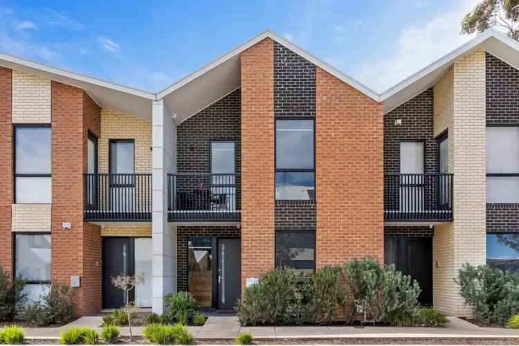 Main view of Homely townhouse listing, 25 Havenlea Lane, Cairnlea VIC 3023
