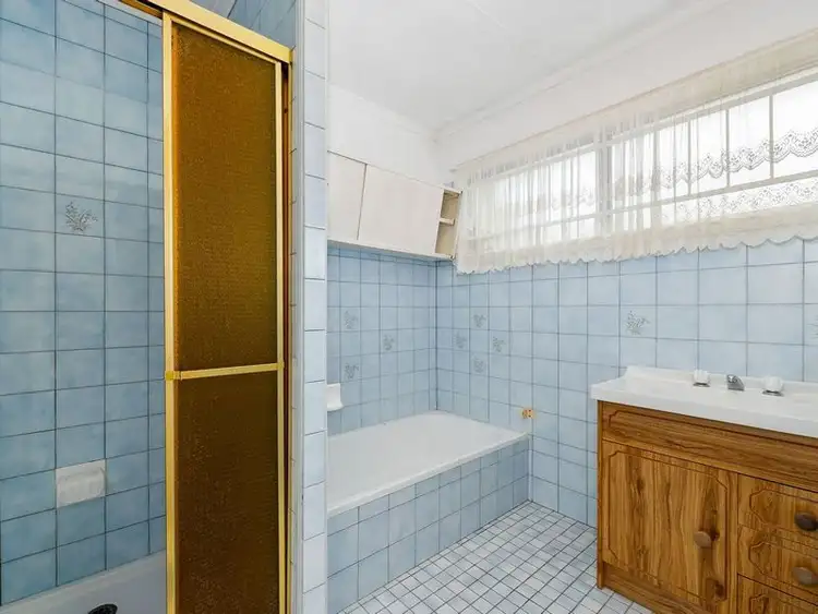 Sixth view of Homely house listing, 19 Elaroo Crescent, Ferny Hills QLD 4055