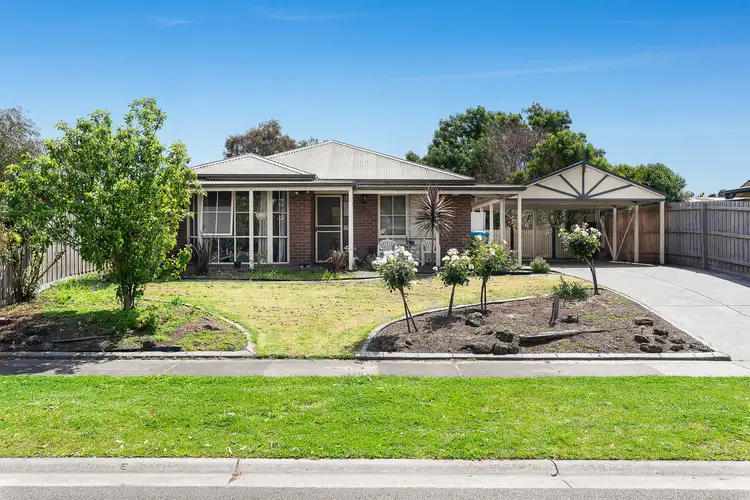 38 Denham Crescent, Cranbourne North VIC 3977