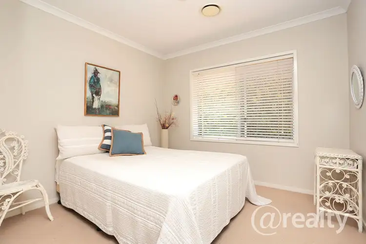 Fifth view of Homely house listing, 2 Gardner Place, Silkstone QLD 4304