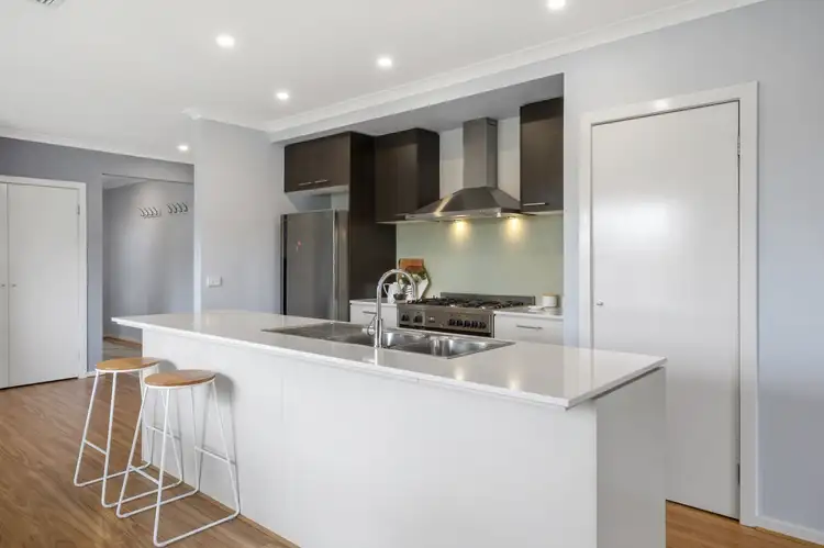 Sixth view of Homely house listing, 2 Periwinkle Crescent, Wallan VIC 3756