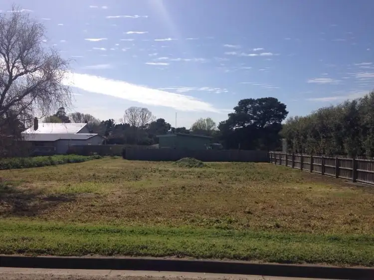 16 Hesse Street, Winchelsea VIC 3241