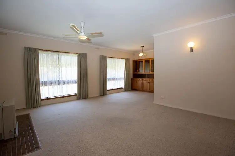 Second view of Homely house listing, 7 Mathoura Street, Horsham VIC 3400