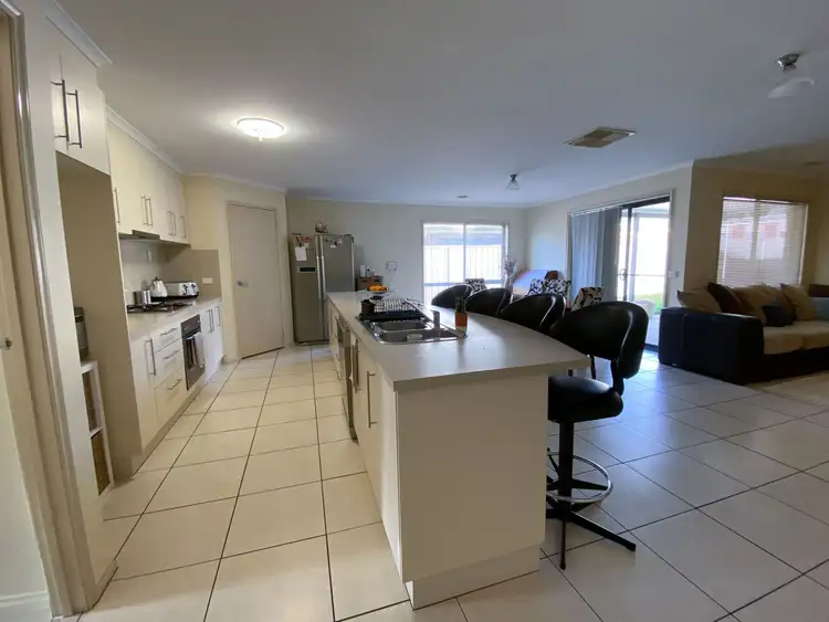 Fourth view of Homely house listing, 10 Chafia Place, Springdale Heights NSW 2641