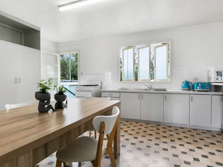 11 Caloundra Street, Landsborough QLD 4550
