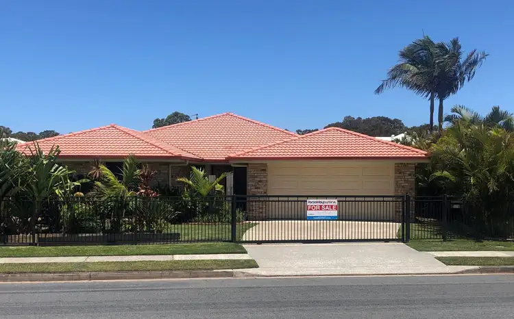 130 Overall Drive, Pottsville NSW 2489