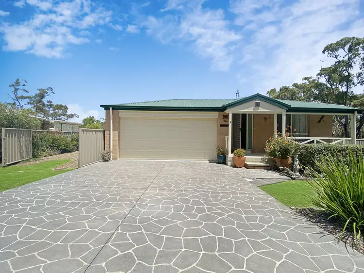 2 Conradi Close, Lake Munmorah NSW 2259