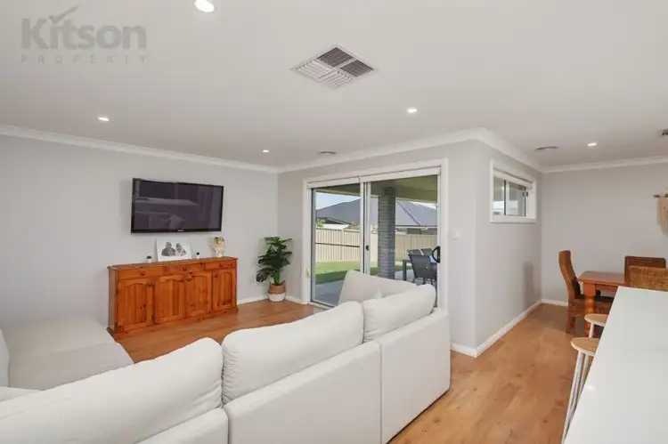 Third view of Homely house listing, 5 Thane Court, Lloyd NSW 2650