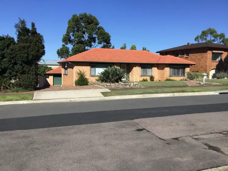 14 Andretta Ave, Elermore Vale NSW 2287
