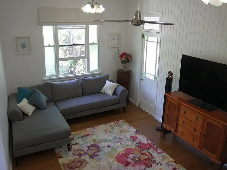 Second view of Homely house listing, 86 Yundah Street, Shorncliffe QLD 4017