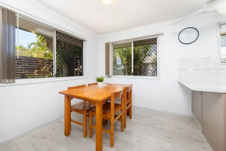 Fifth view of Homely house listing, 8 Arrakune Crescent, Kallangur QLD 4503