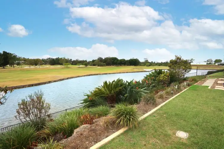 3013 Northview Terrace, Benowa QLD 4217