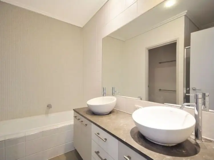 Fifth view of Homely house listing, 10 Lader Terrace, Varsity Lakes QLD 4227