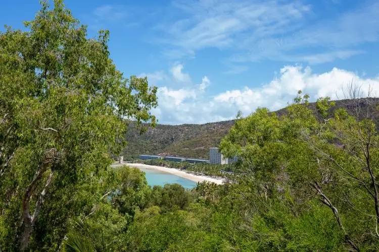 Fourth view of Homely apartment listing, Baybreeze D/5 Eastview Lane, Hamilton Island QLD 4803