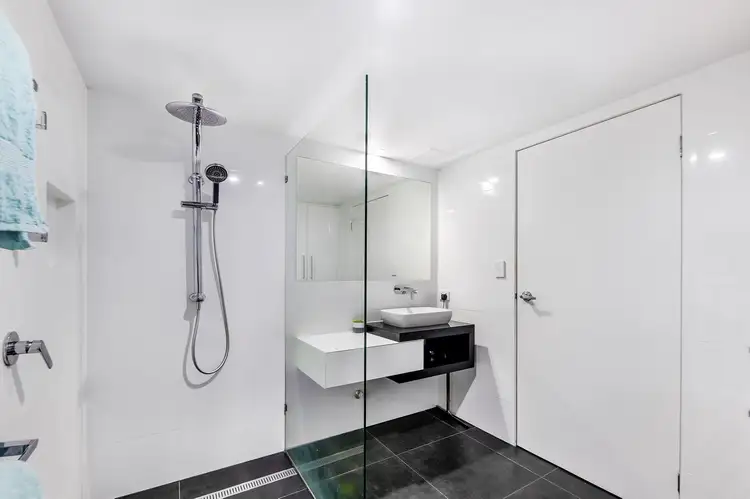 Sixth view of Homely apartment listing, 204/4 Douglas Street, Coolangatta QLD 4225