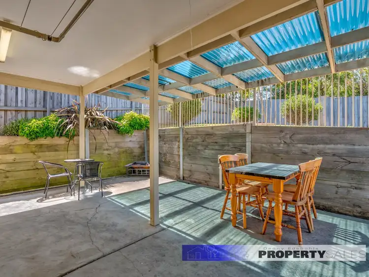 Sixth view of Homely house listing, 10 Varcoe Court, Newborough VIC 3825