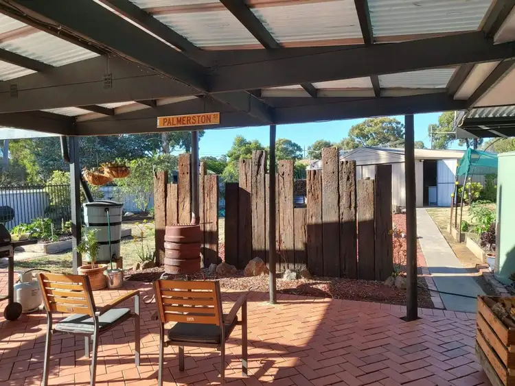 Third view of Homely house listing, 5 Windsor Court, Kangaroo Flat VIC 3555