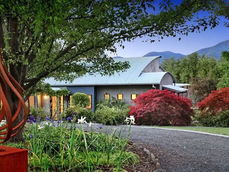 2 Bluegum Court, Bright VIC 3741