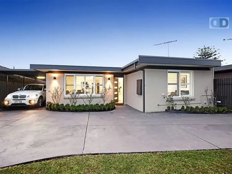 Main view of Homely unit listing, 10/2 June Crescent, Glen Iris VIC 3146