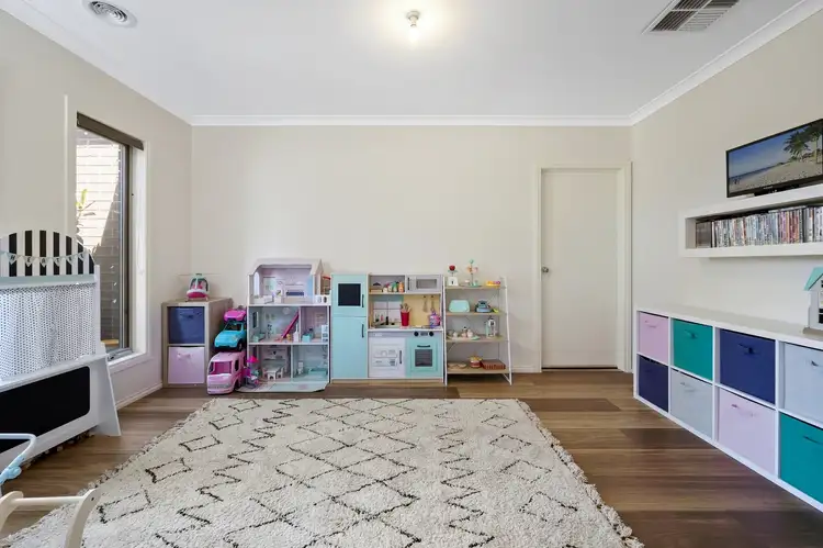 Fifth view of Homely house listing, 10 Cascade Avenue, Wallan VIC 3756