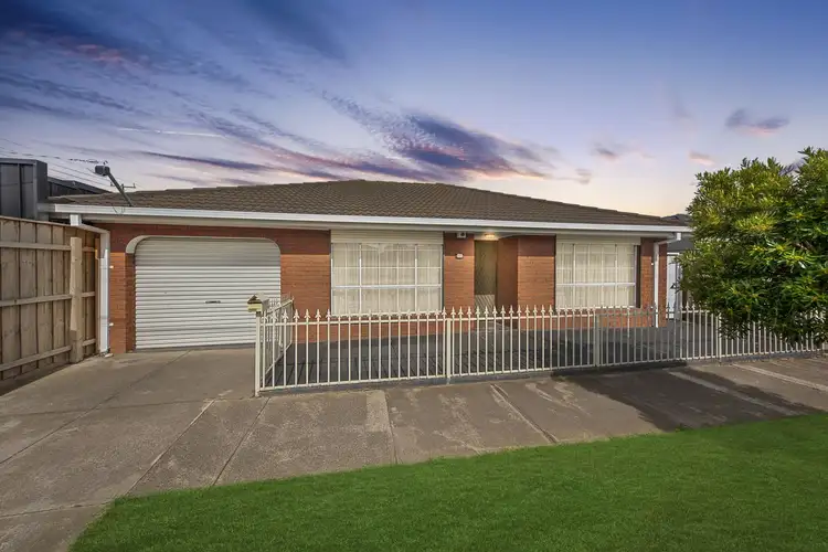 132 Sixth Avenue, Altona North VIC 3025