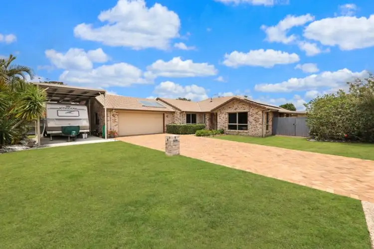 5 Amity Court, Sandstone Point QLD 4511