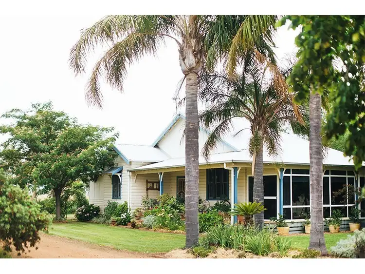 56 Wright Rd, Narromine NSW 2821