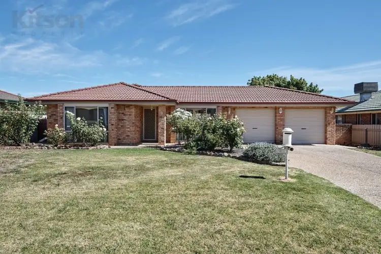 9 Kaldari Crescent, Glenfield Park NSW 2650
