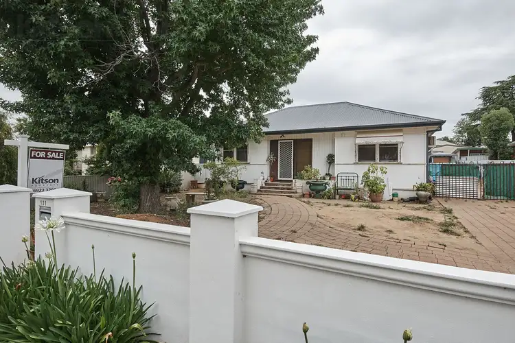 131 Bourke Street, Mount Austin NSW 2650