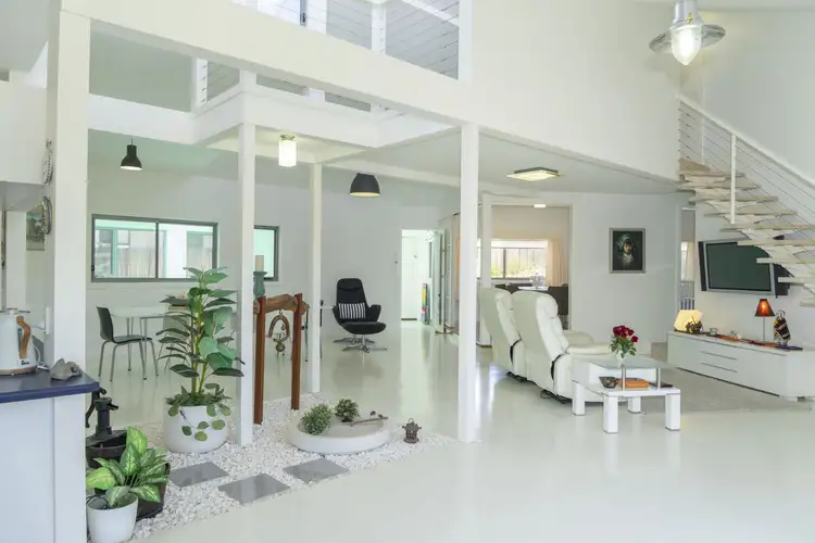 Fifth view of Homely house listing, 13 Erin Court, Armidale NSW 2350