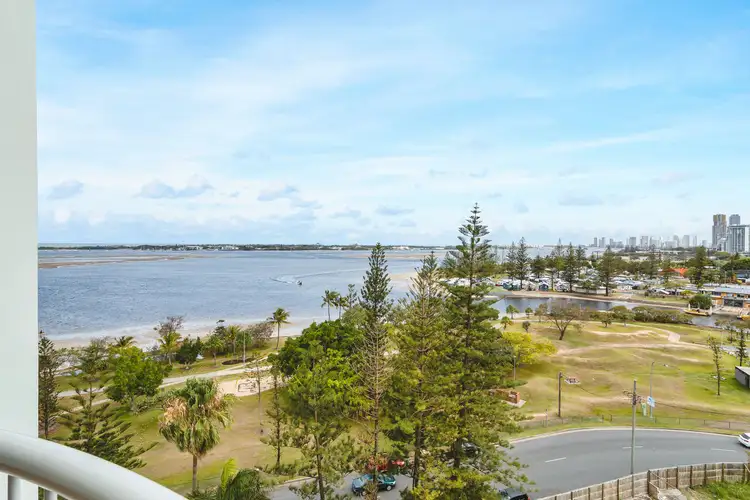 910/182-192 Marine Parade, Labrador QLD 4215