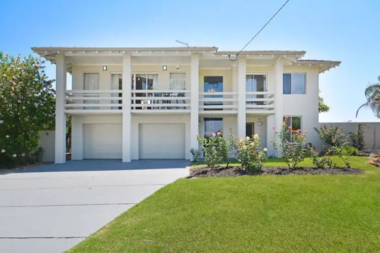 7 Suiza Place, Carine WA 6020