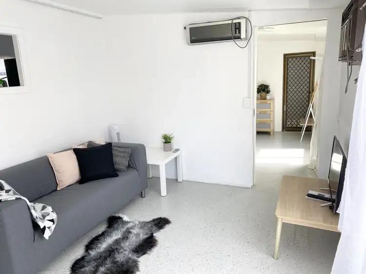 672 Nerang Broadbeach road, Carrara QLD 4211