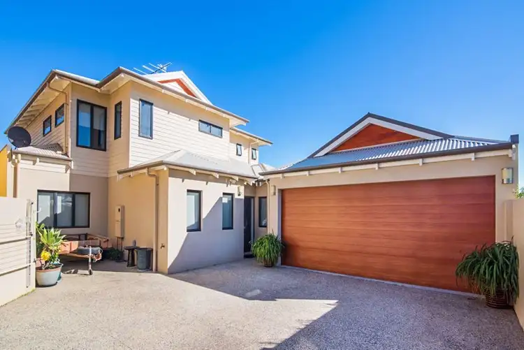 Second view of Homely house listing, 4 Anchor View, Geographe WA 6280