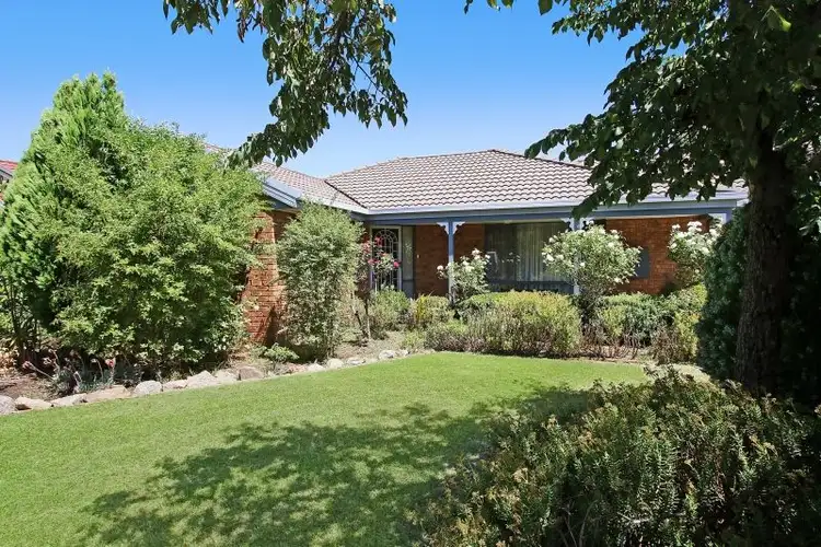 7 Spring Rise, West Albury NSW 2640