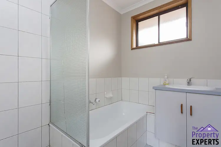 Seventh view of Homely house listing, 2 Capilano Court, Morphett Vale SA 5162