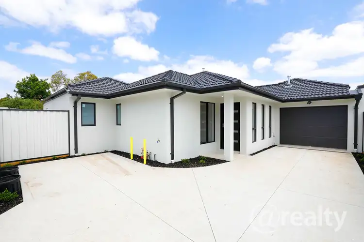 2/2 Oleander Street, Doveton VIC 3177