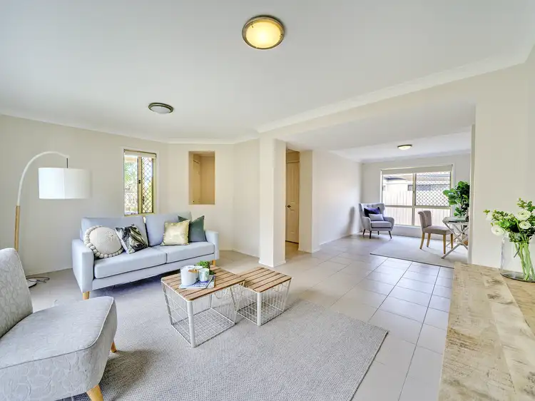 18 Pfeiffer Place, Mcdowall QLD 4053