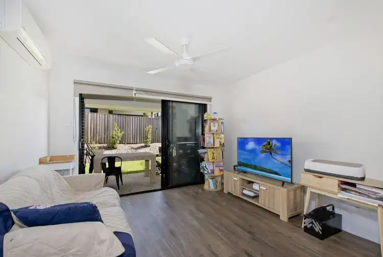 Fourth view of Homely villa listing, 37a Cohen Way, Thrumster NSW 2444