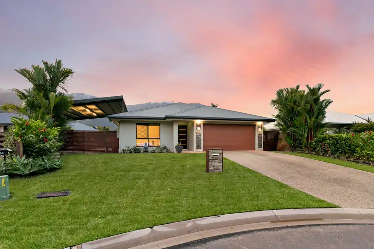 12 Kippin Close, Redlynch QLD 4870