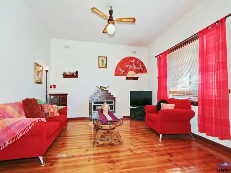 9 Farnham Road, Keswick SA 5035