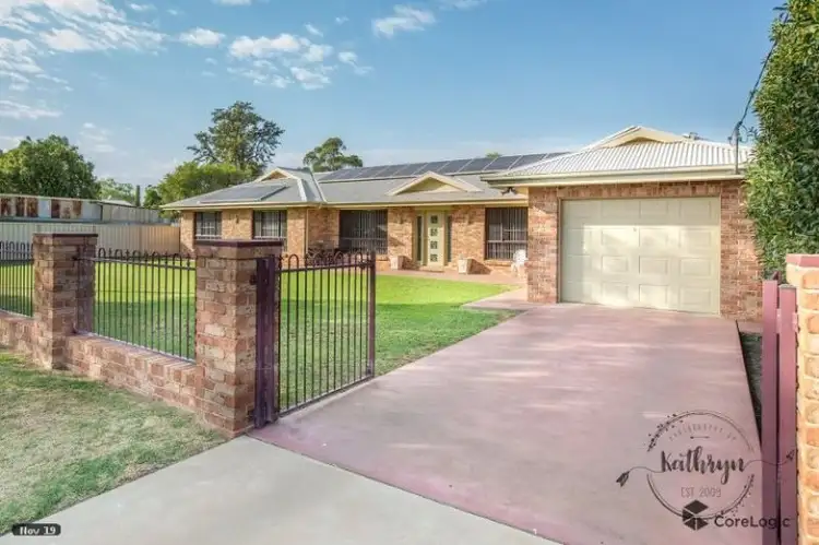 9 Gumble Street, Gilgandra NSW 2827