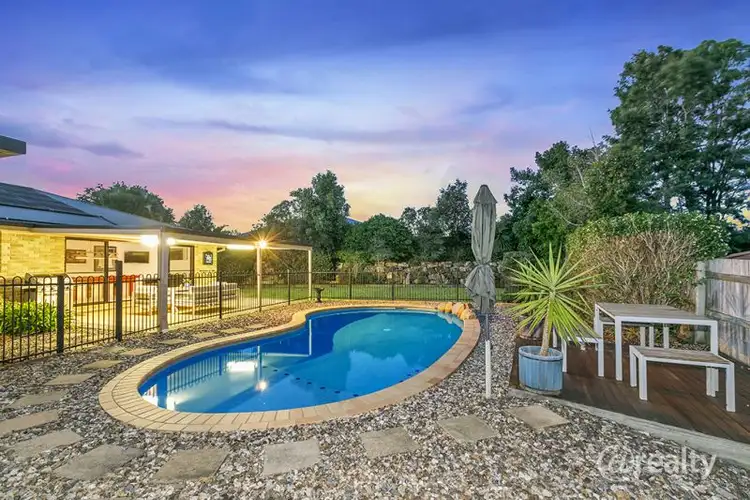 10 Toressian Place, Cashmere QLD 4500