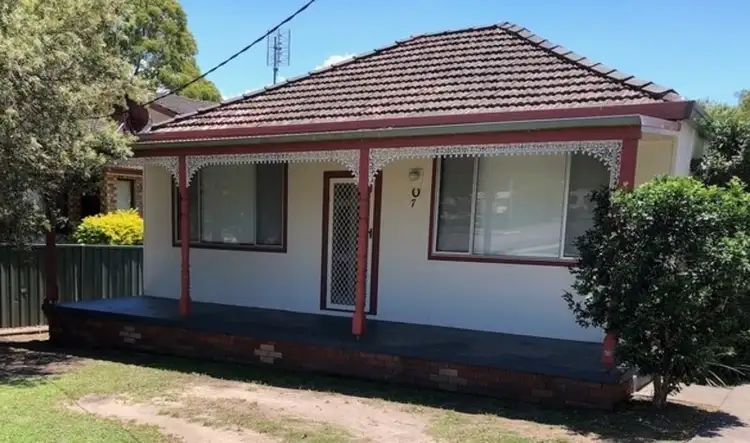 7 Suncrest Parade, Gorokan NSW 2263